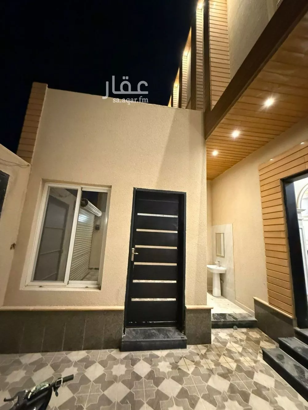 فيلا 12 غرف في النرجس 19