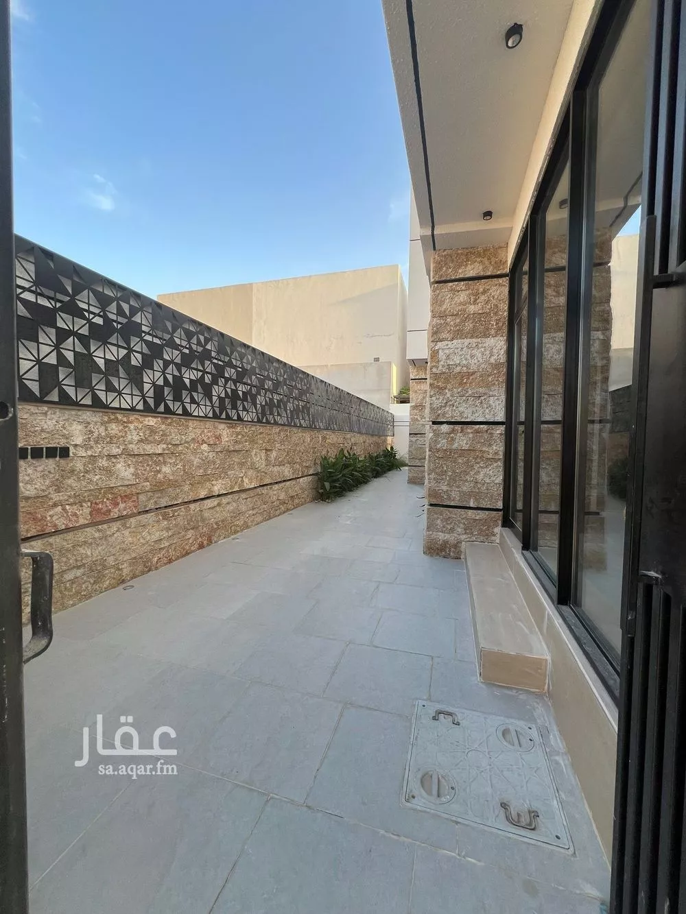 فيلا 6 غرف في المهدية 5
