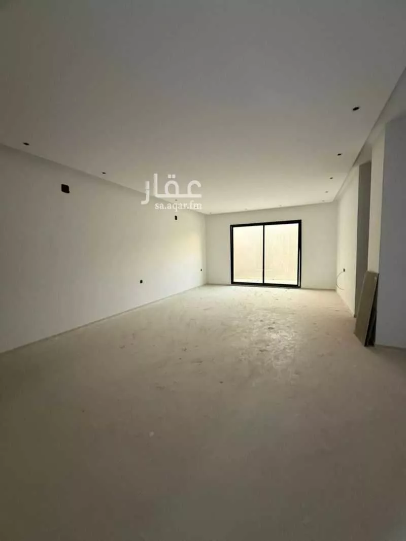 5 bedroom villa in Al Rimal 7