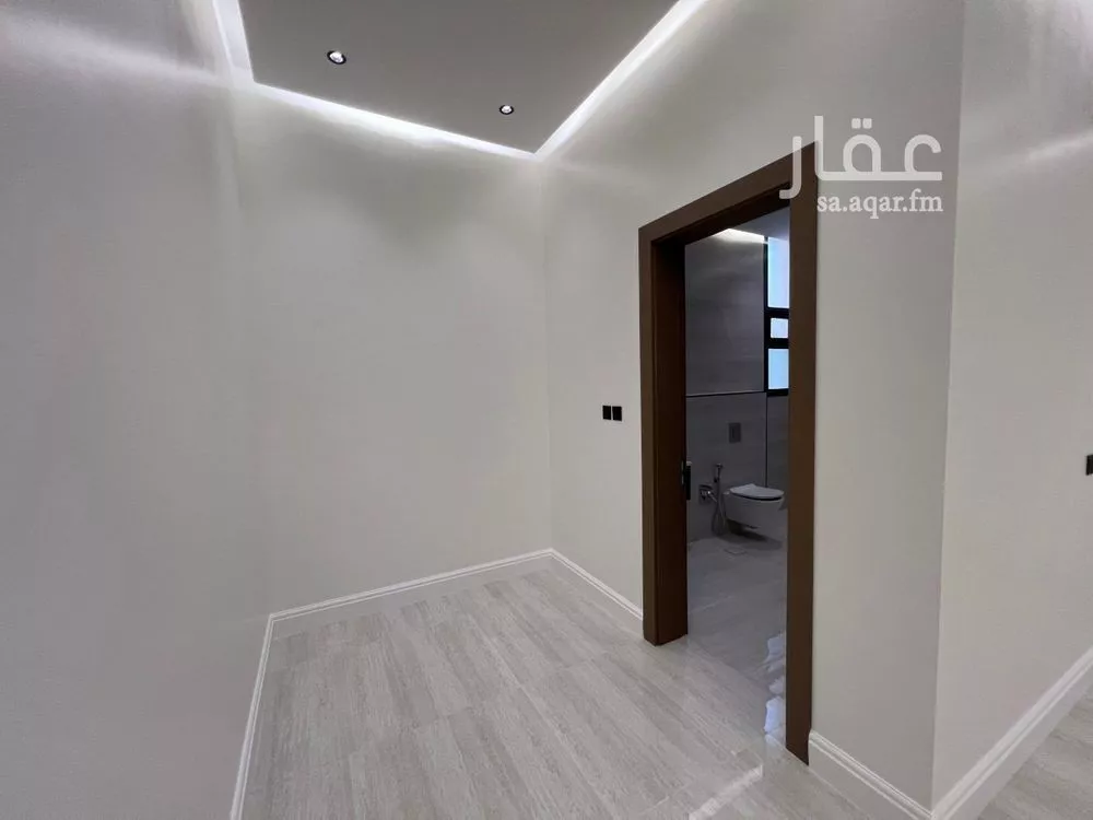 6 bedroom villa in Al Nahda 12