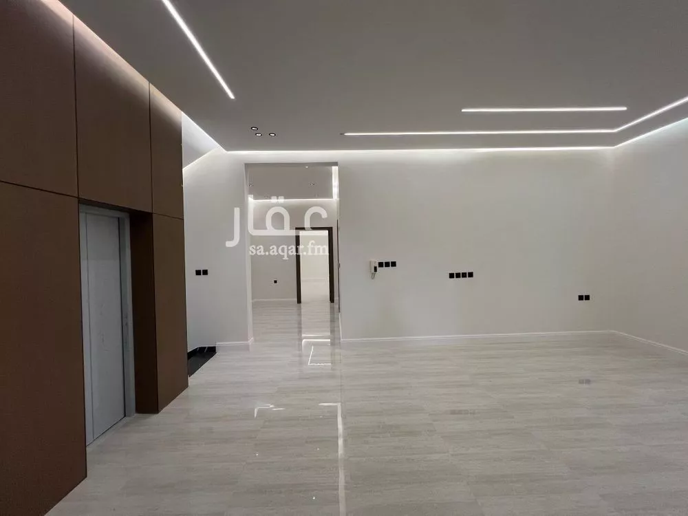 6 bedroom villa in Al Nahda 17