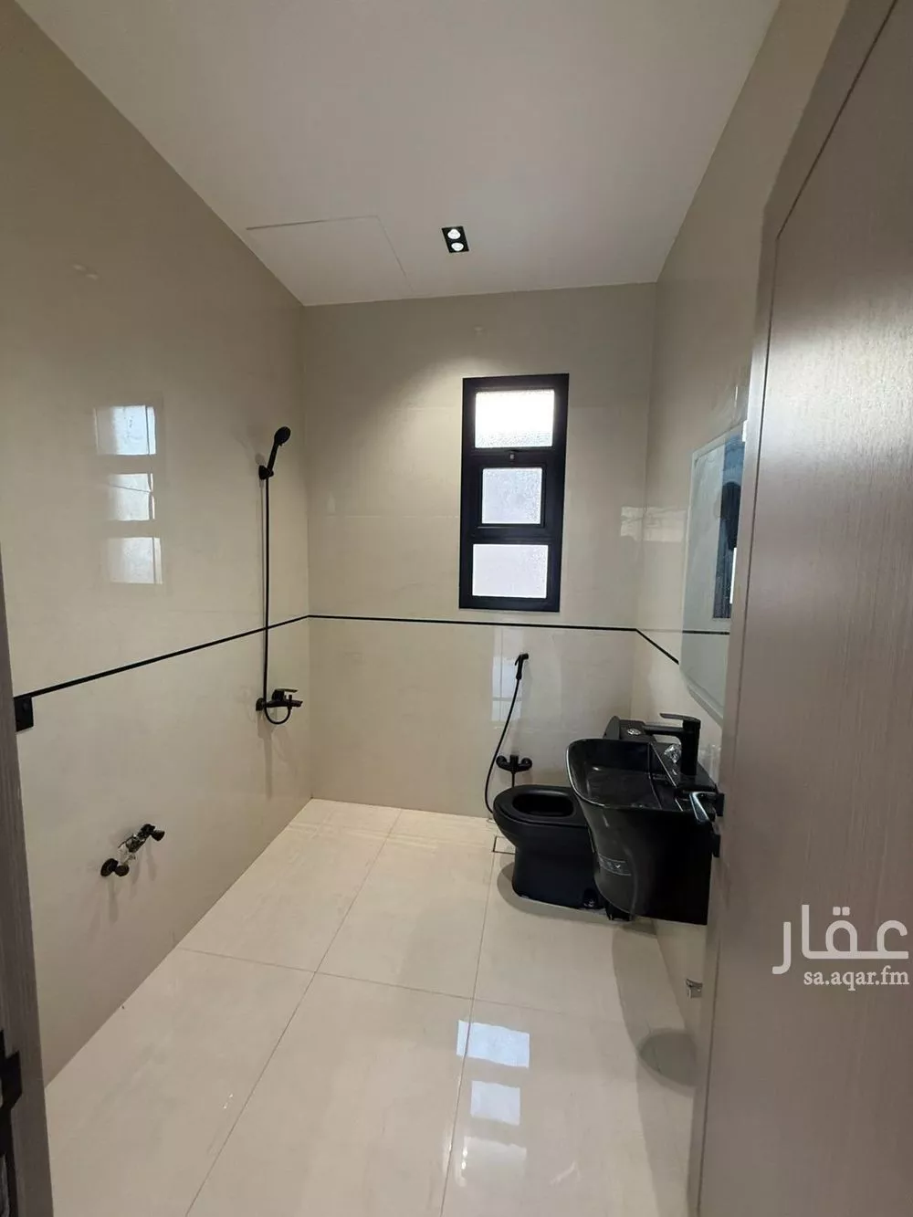6 bedroom villa in Al Mahdiyyah 10