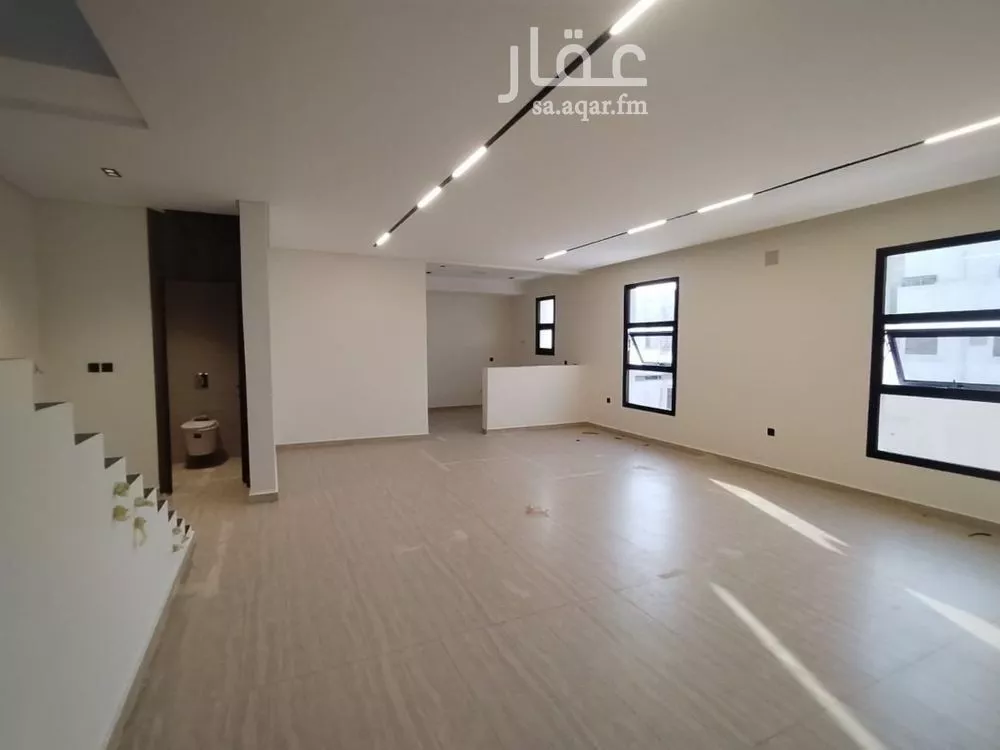 5 bedroom villa in As Suwaidi Al Gharabi 5