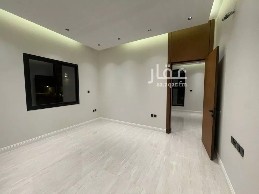 5 bedroom villa in Al Narjis 15