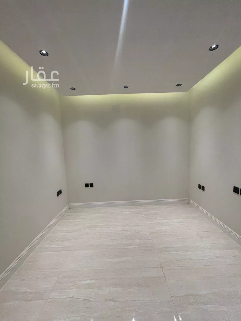 5 bedroom villa in Al Narjis 16