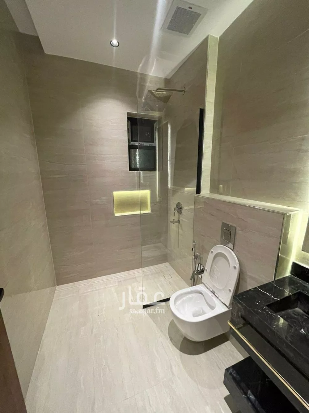 5 bedroom villa in Al Narjis 7
