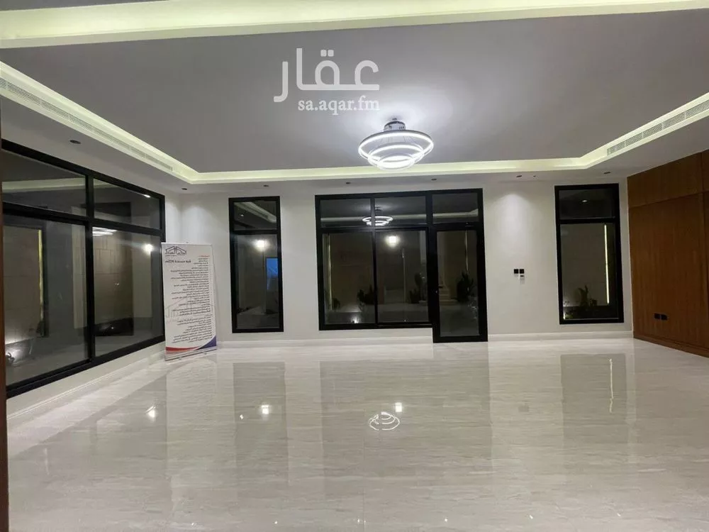 5 bedroom villa in Al Narjis 8