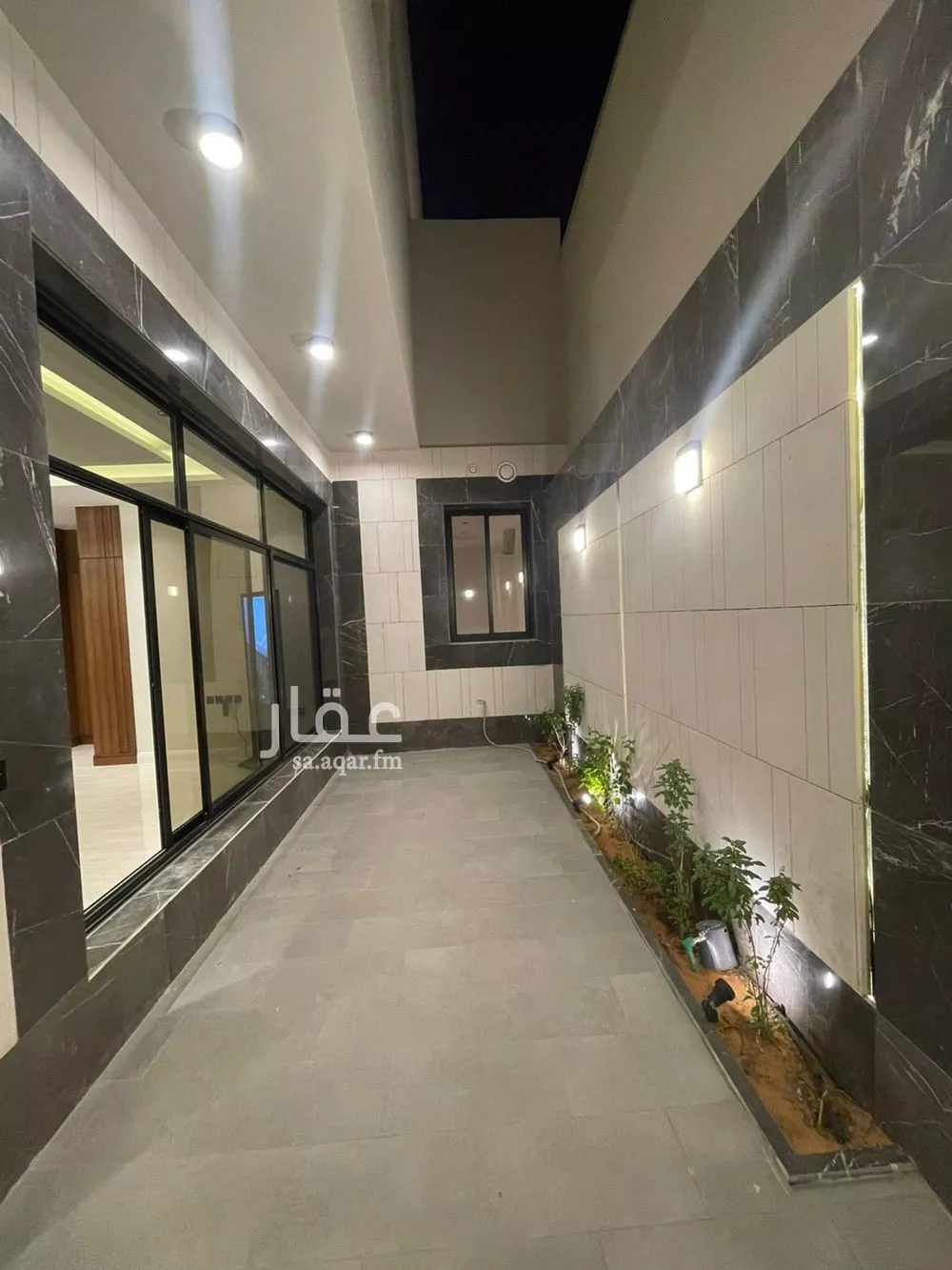 5 bedroom villa in Al Narjis 9