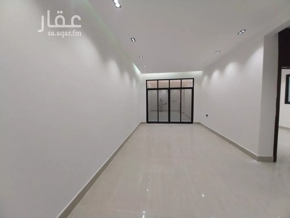 7 bedroom duplex in Tuwaiq 18