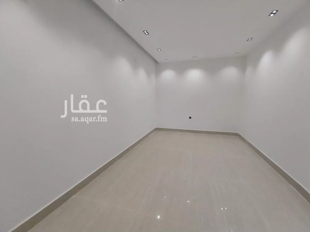 7 bedroom duplex in Tuwaiq 9