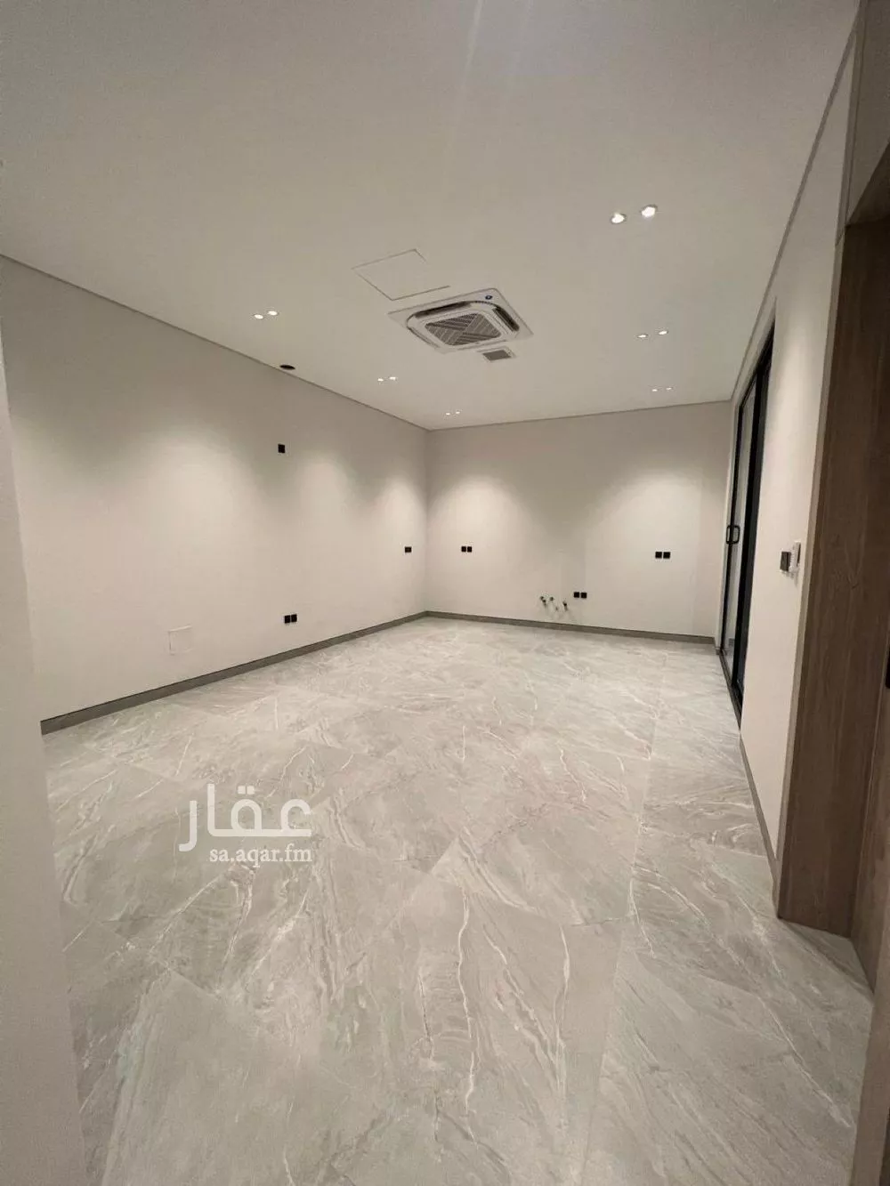 5 bedroom villa in Al Narjis 7