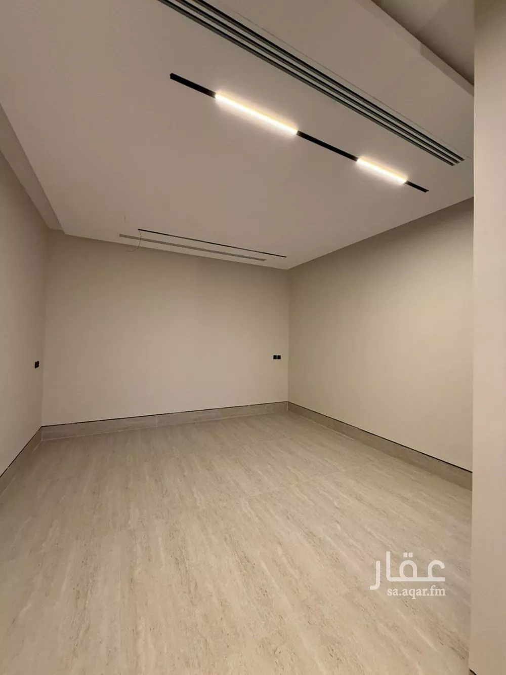 فيلا 5 غرف في النرجس 4