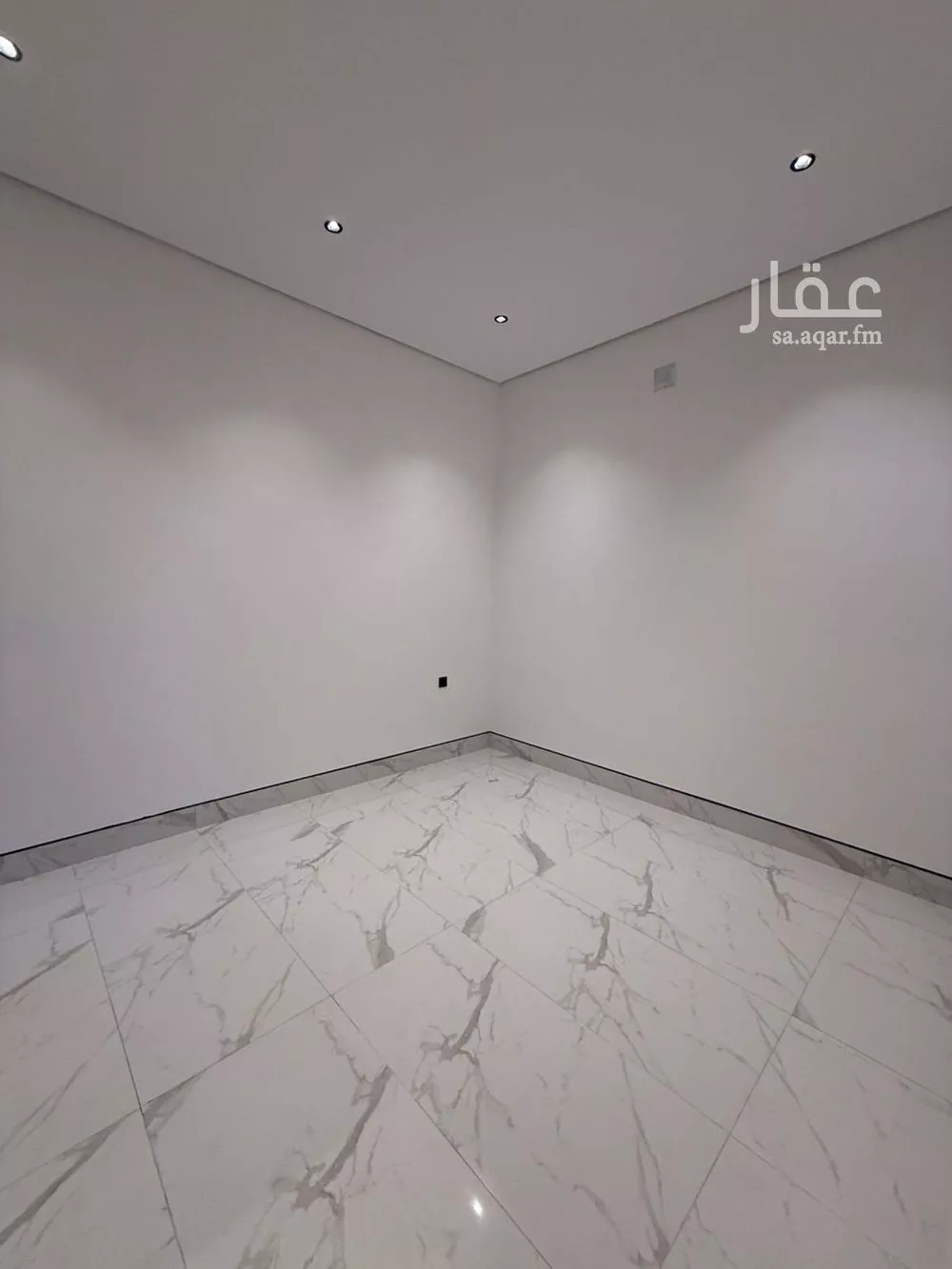 فيلا 5 غرف في النرجس 2