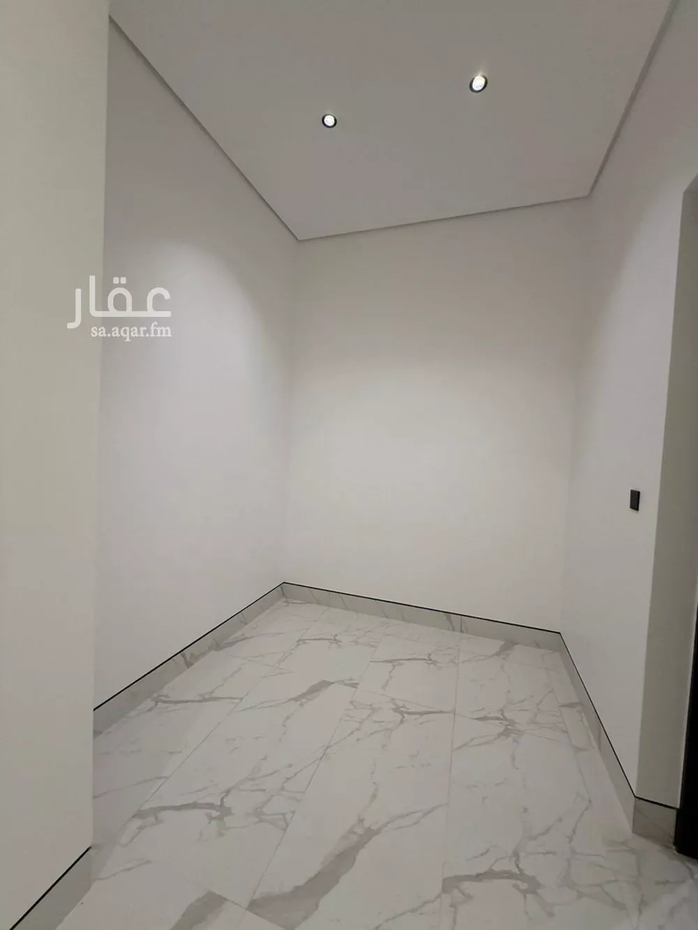 فيلا 5 غرف في النرجس 5