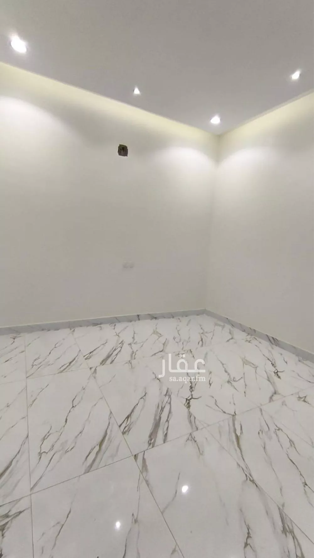 فيلا 6 غرف في العريجاء الغربية 4