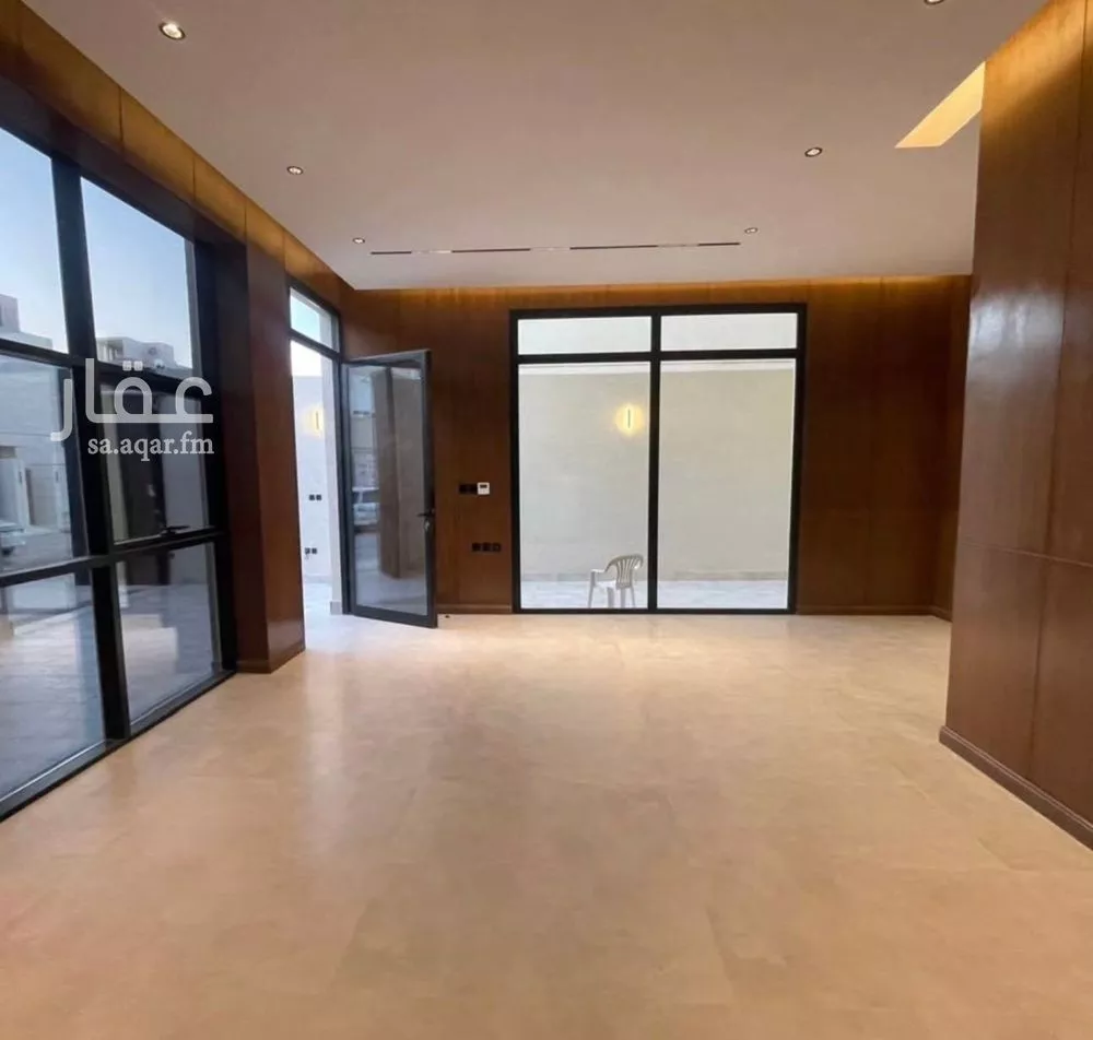 4 bedroom villa in Al Narjis 11