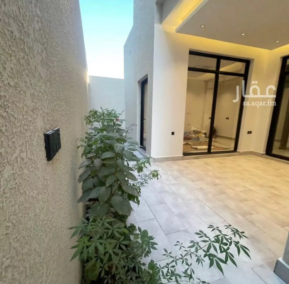 4 bedroom villa in Al Narjis 10