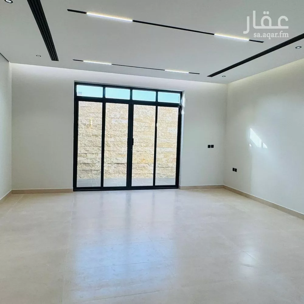 4 bedroom villa in Al Narjis 20