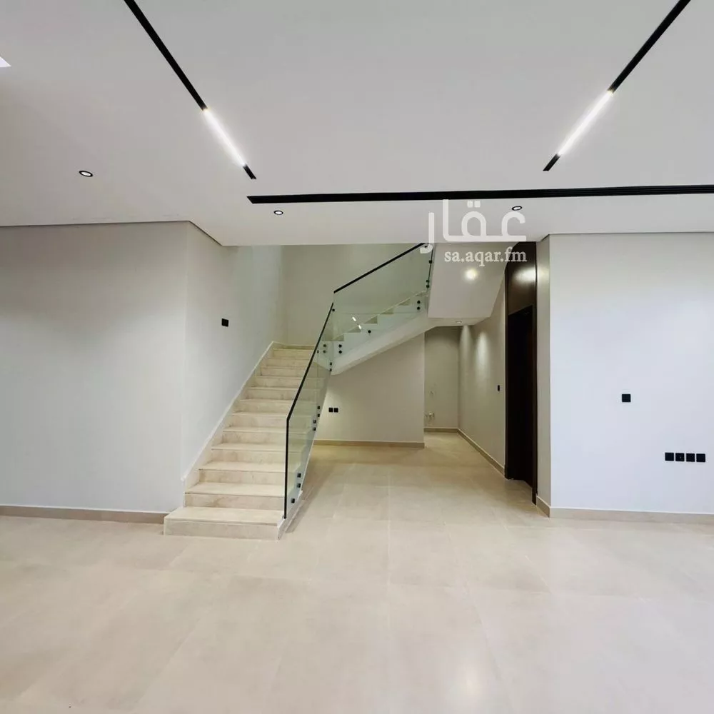 4 bedroom villa in Al Narjis 27