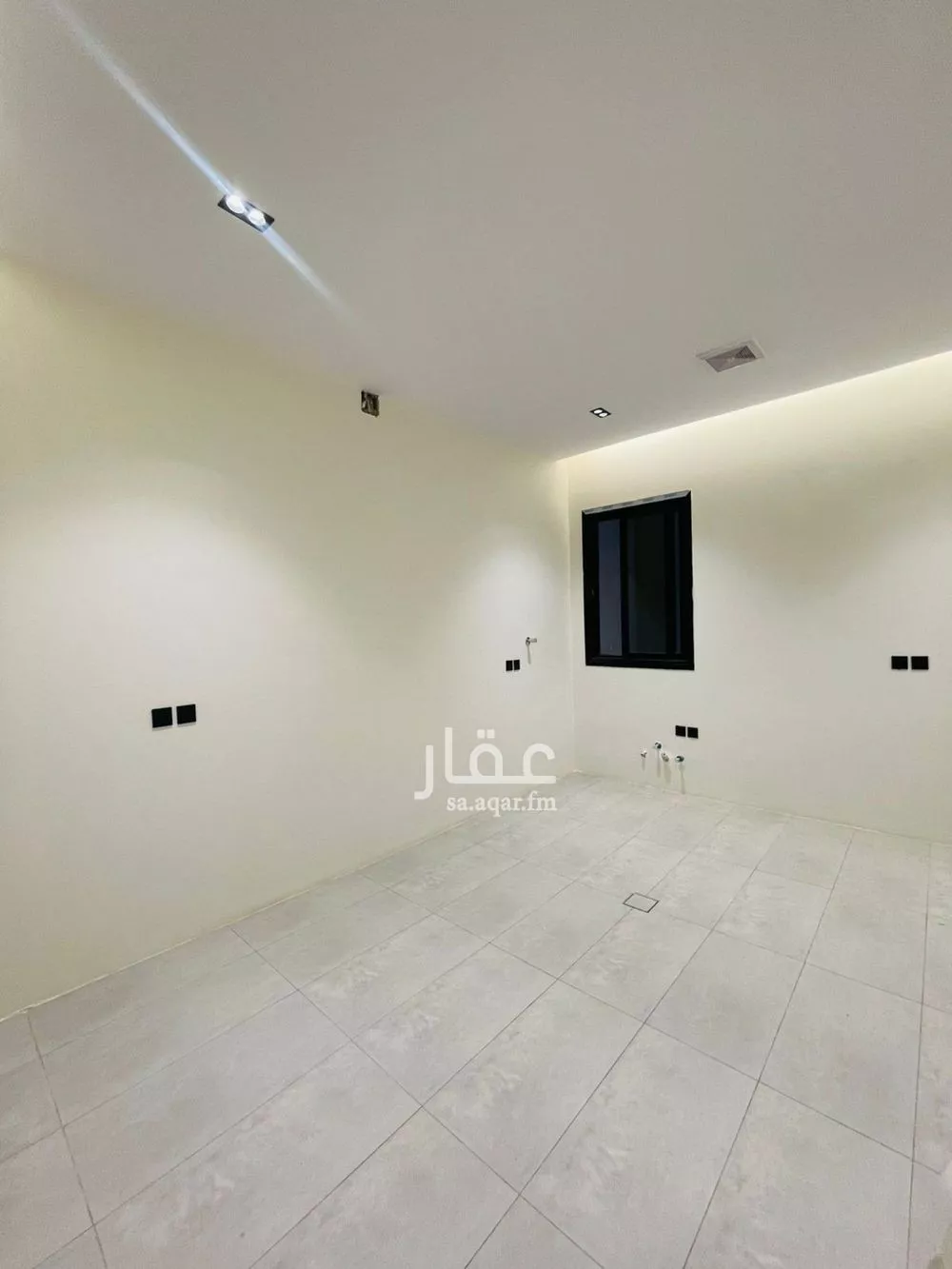 فيلا 4 غرف في الجنادرية 12