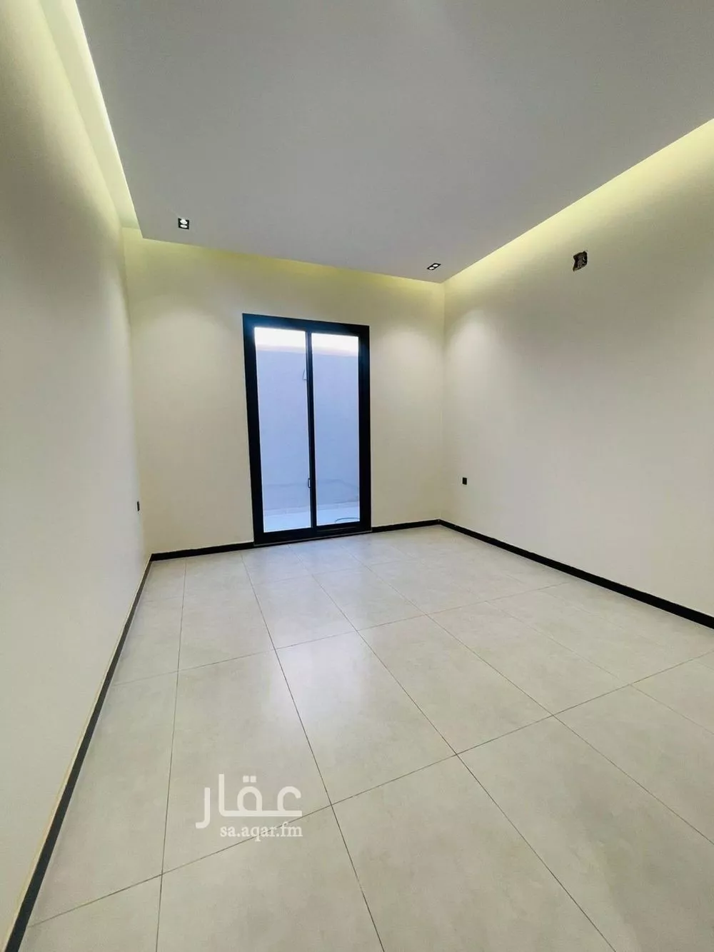 فيلا 4 غرف في الجنادرية 21