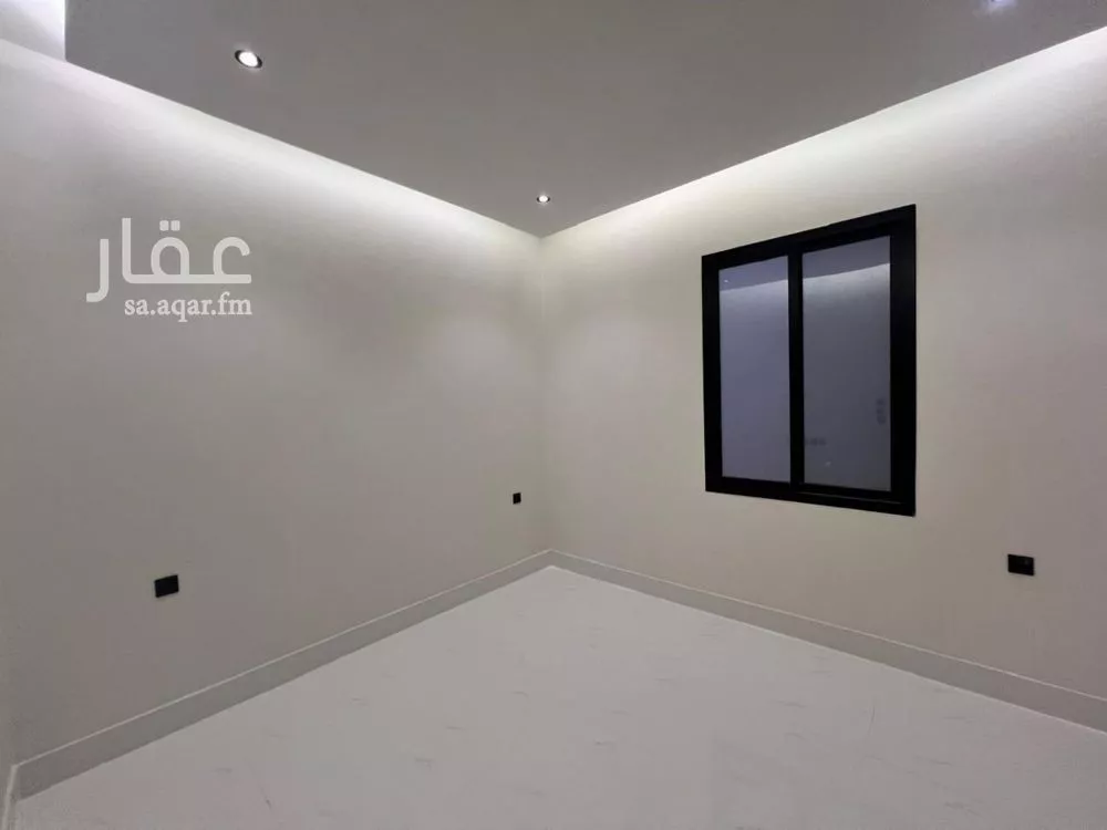 5 bedroom villa in Al Rimal 11