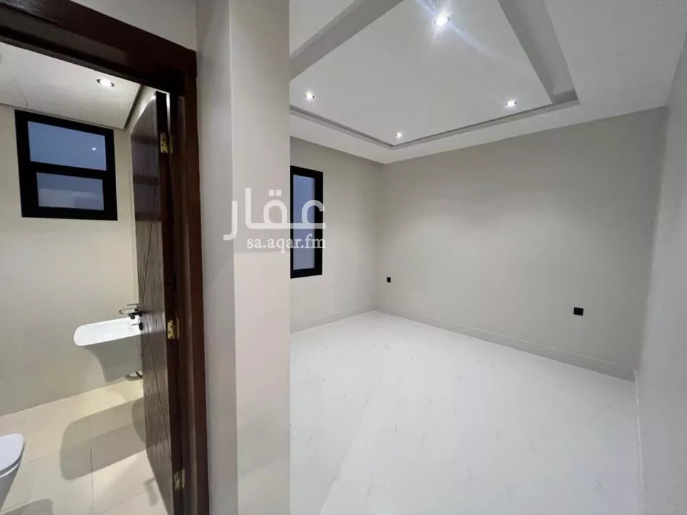 5 bedroom villa in Al Rimal 13
