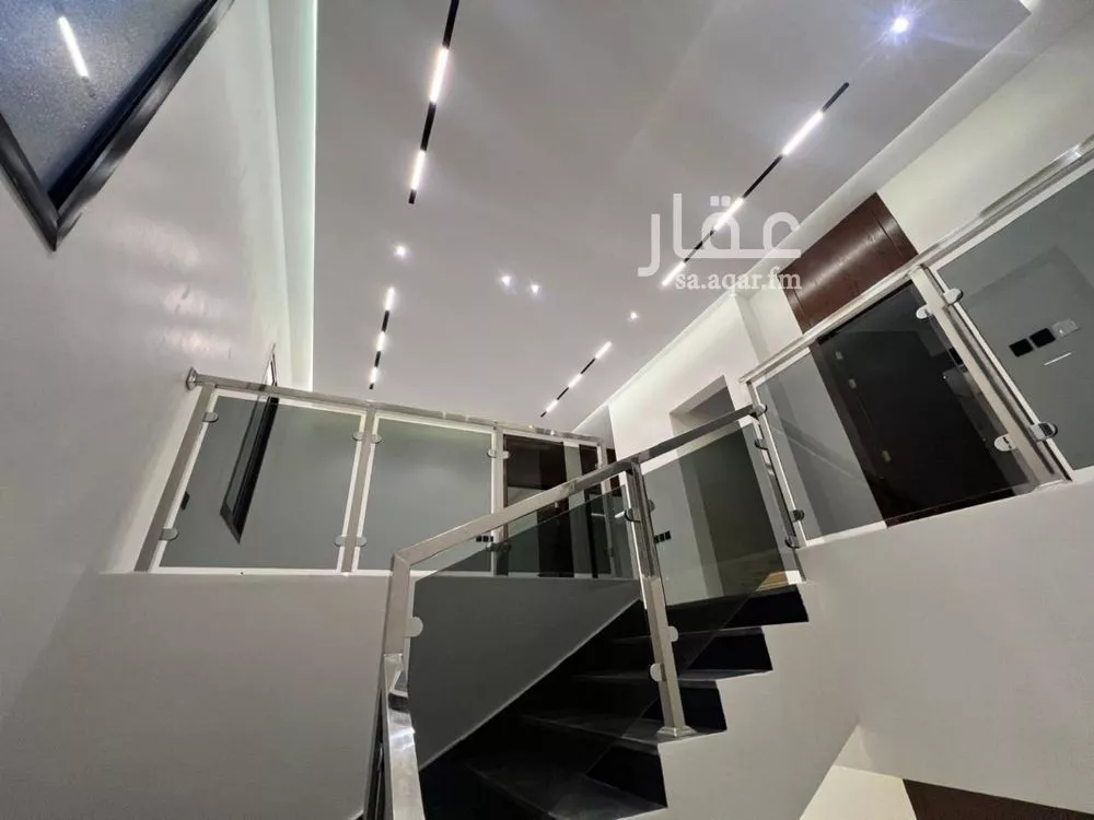 5 bedroom villa in Al Rimal 14