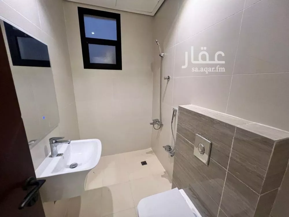 5 bedroom villa in Al Rimal 17