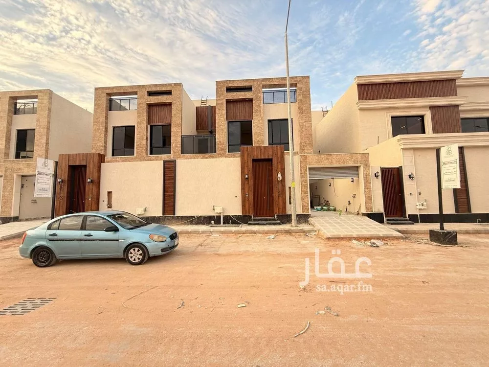 5 bedroom villa in Al Rimal 19