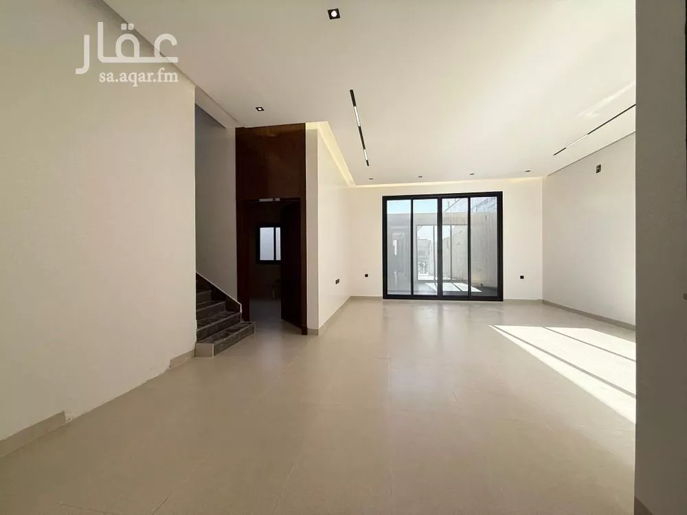 7 bedroom villa in Al Rimal 12
