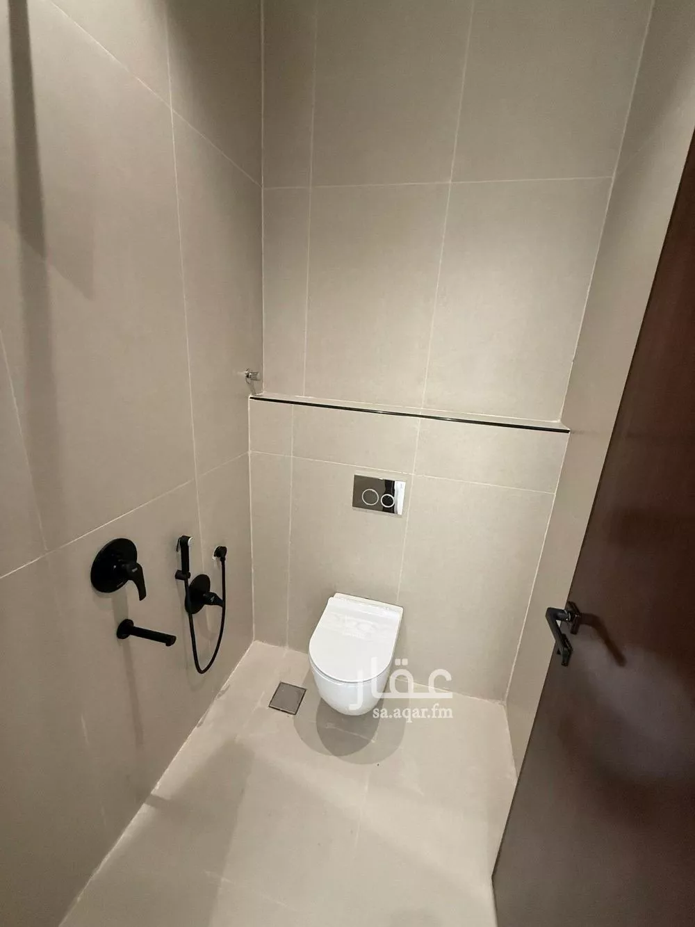 7 bedroom villa in Al Rimal 19