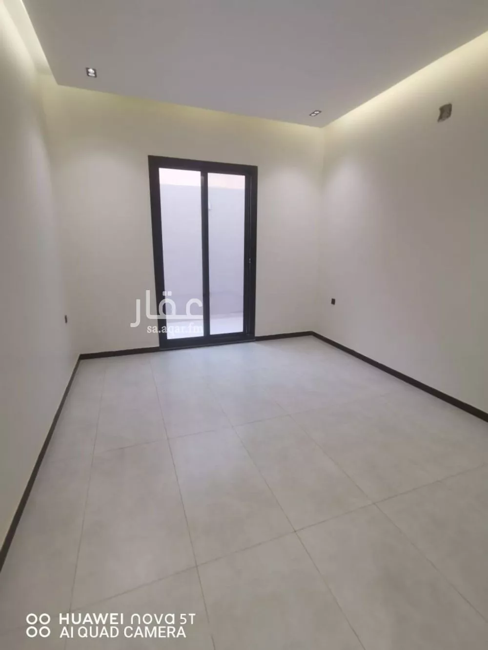 4 bedroom villa in Al Janadriyah 12