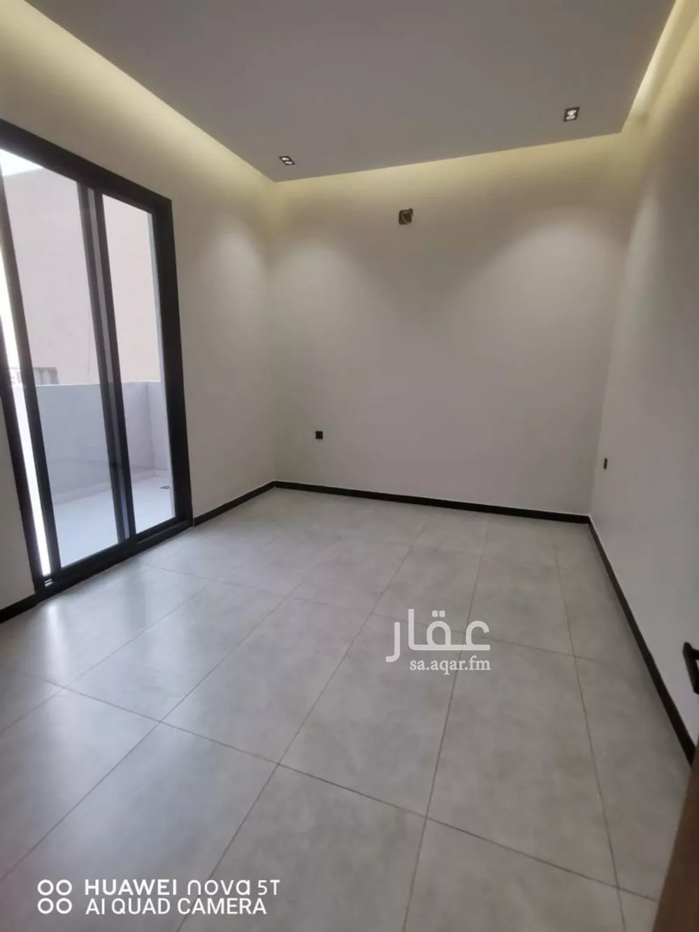 4 bedroom villa in Al Janadriyah 9