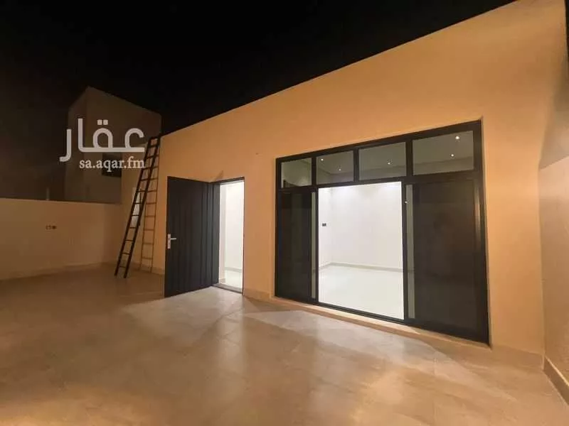 8 bedroom villa in Al Rimal 15