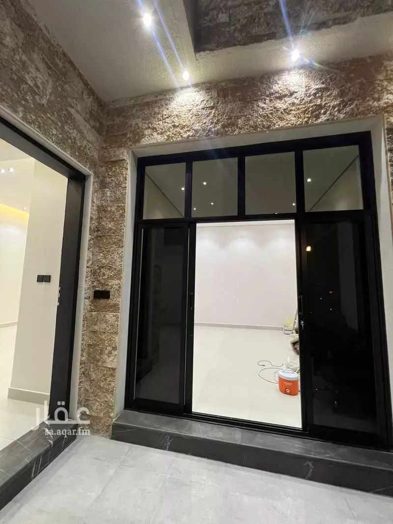 8 bedroom villa in Al Rimal 18