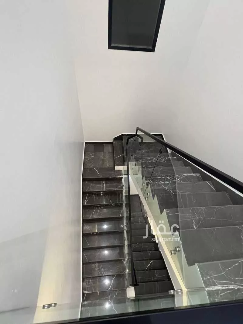 8 bedroom villa in Al Rimal 3