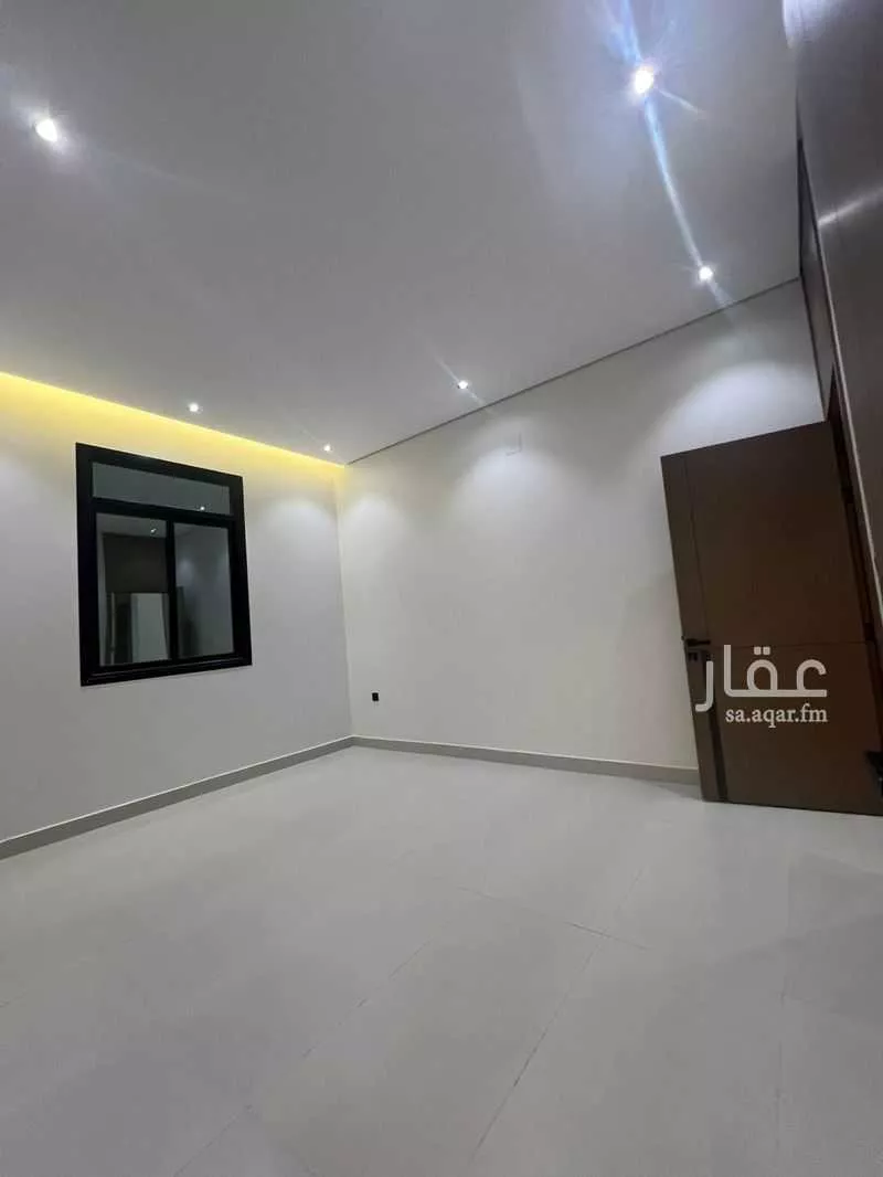 8 bedroom villa in Al Rimal 7