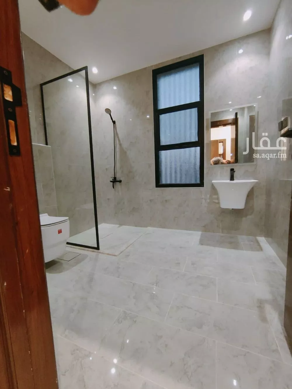 5 bedroom villa in Al Rimal 14