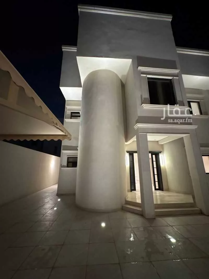 5 bedroom villa in Al Rabwa, Riyadh 11