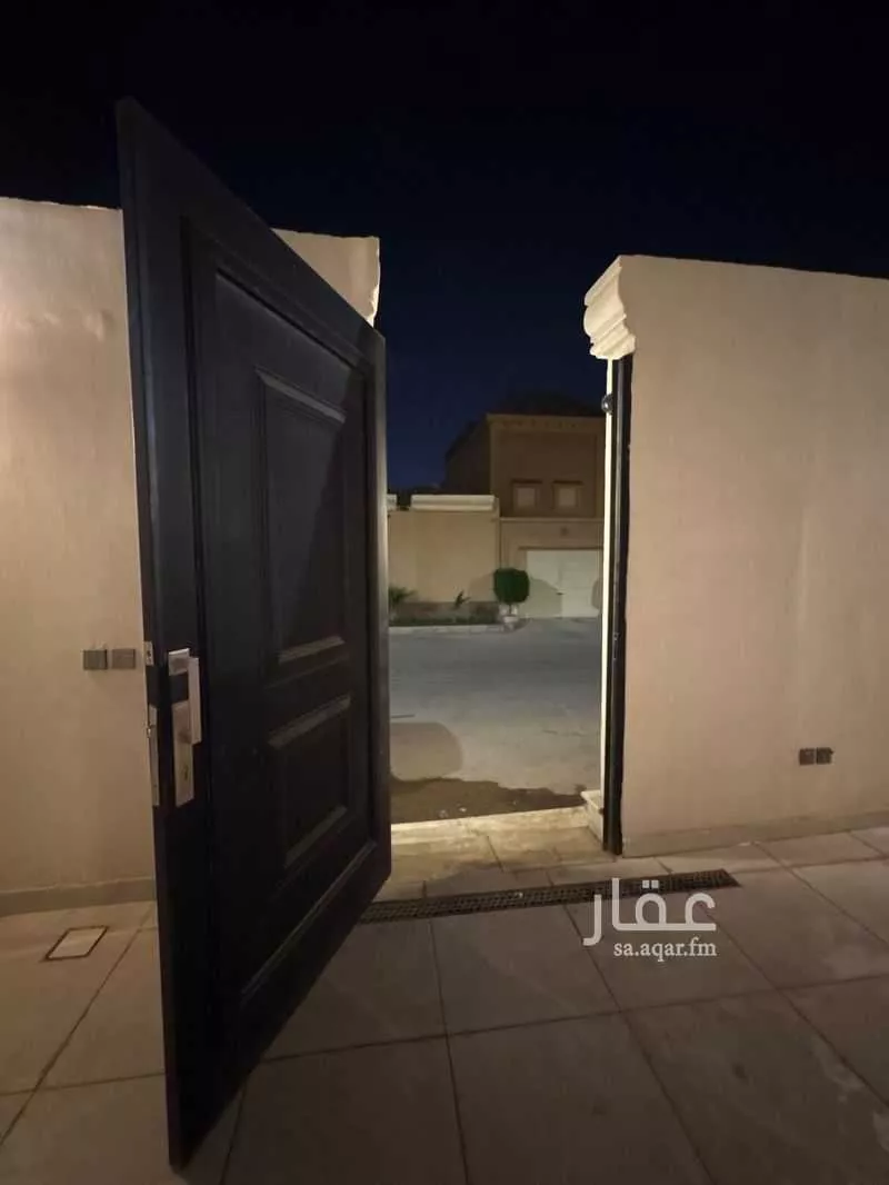 5 bedroom villa in Al Rabwa, Riyadh 13