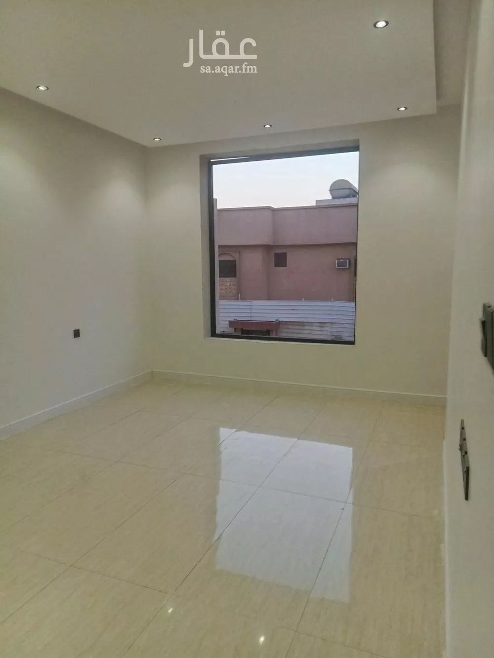 5 bedroom villa in Tuwaiq 16