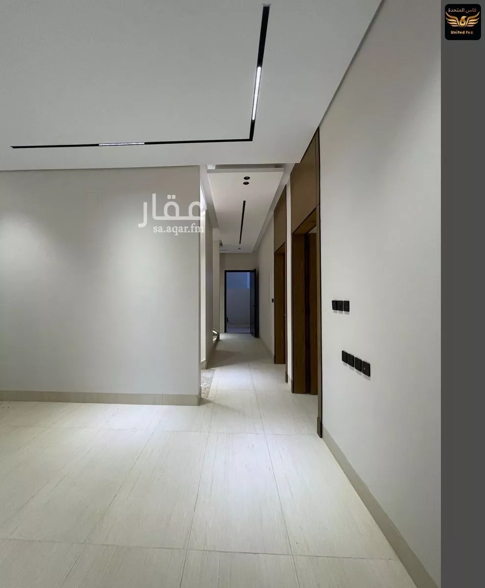 5 bedroom villa in Al Mahdiyyah 2