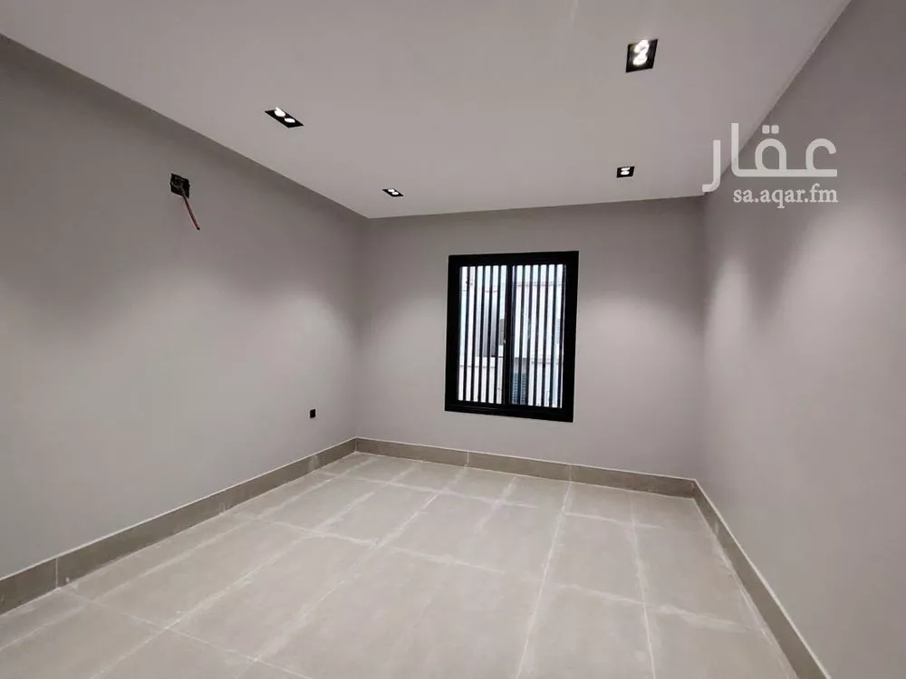 فيلا 5 غرف في عكاظ 2