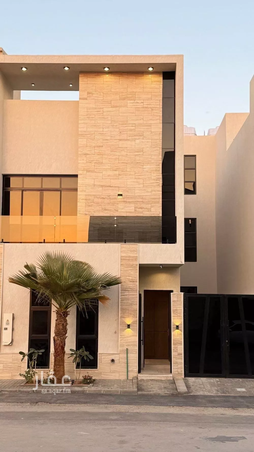 6 bedroom villa in Al Mahdiyyah 3