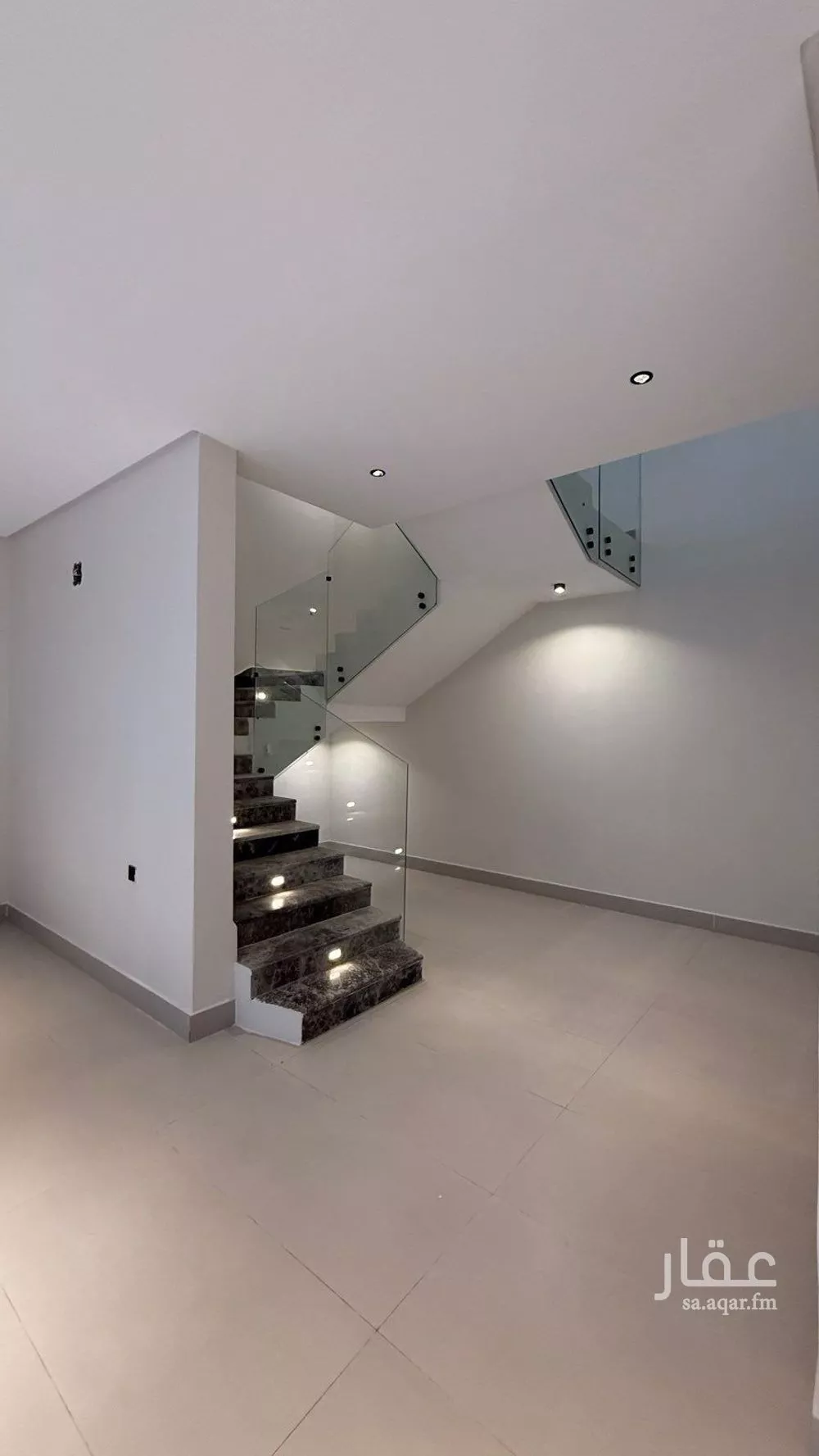 6 bedroom villa in Al Mahdiyyah 8