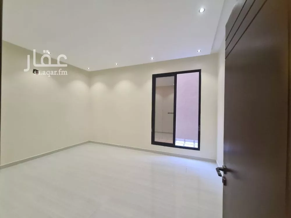 4 bedroom villa in Okaz 11