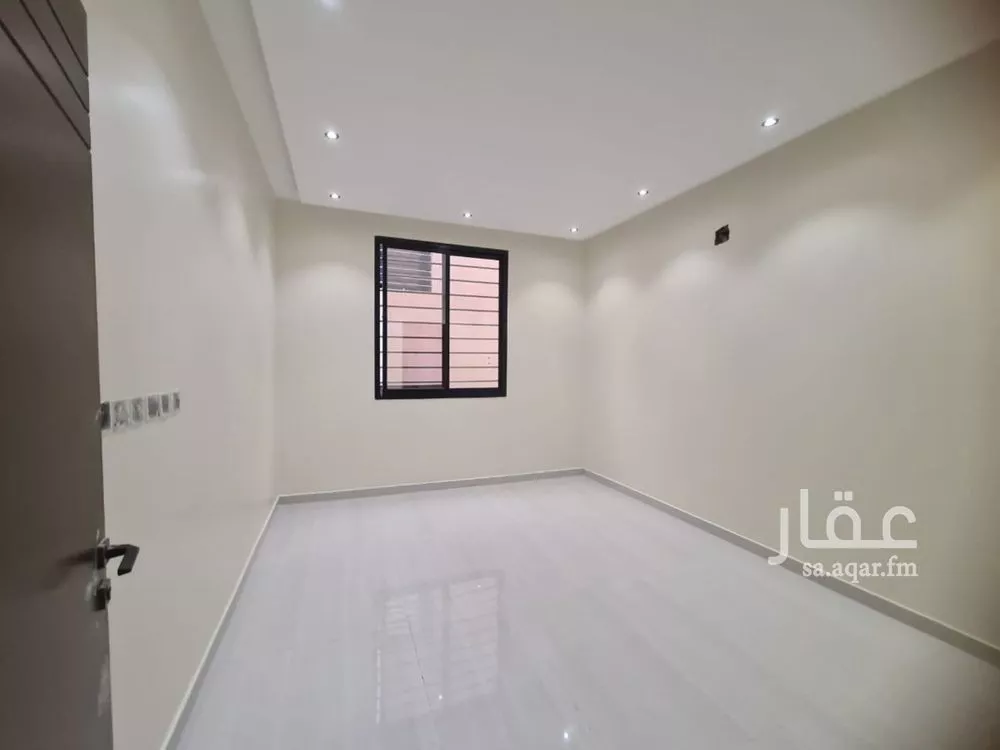 4 bedroom villa in Okaz 13
