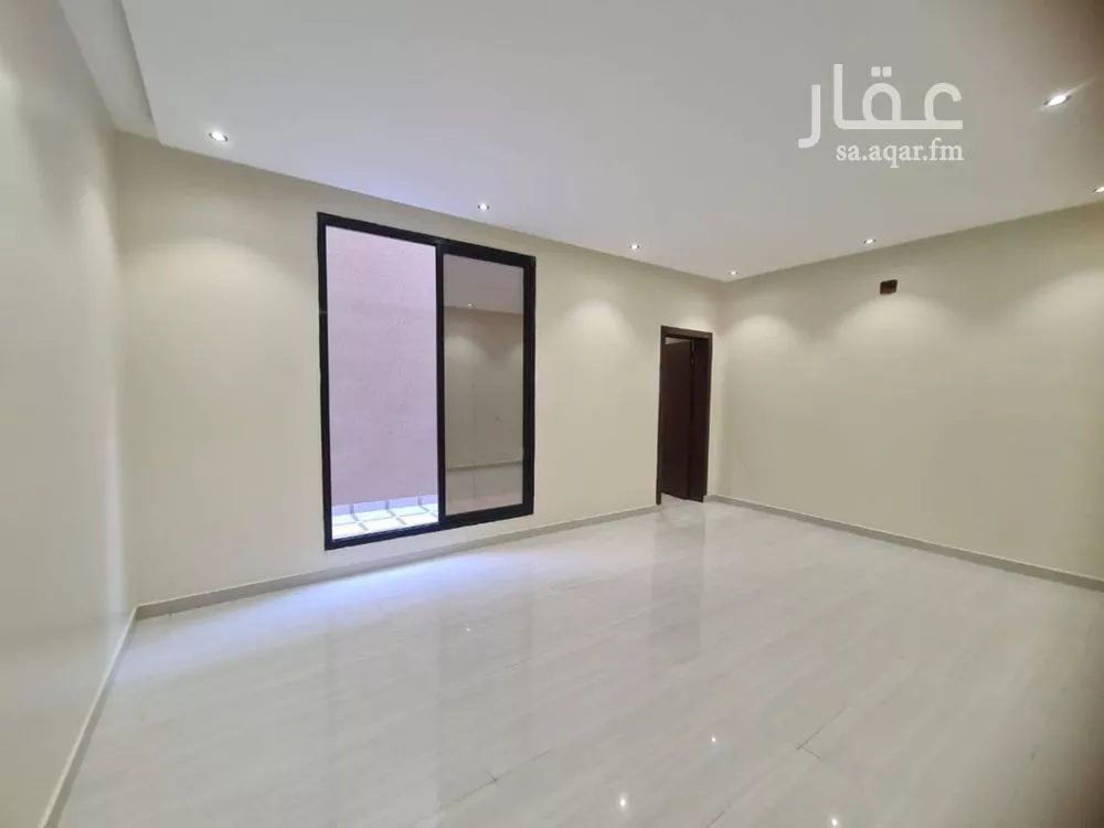 4 bedroom villa in Okaz 14