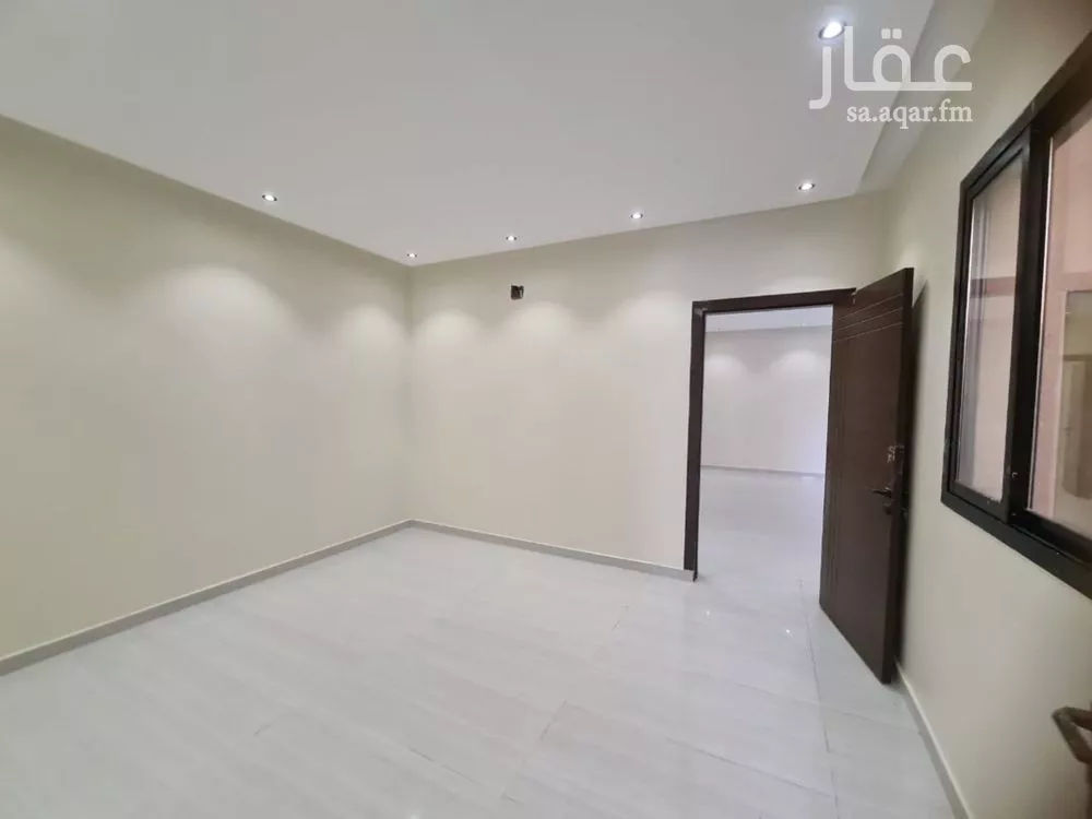 4 bedroom villa in Okaz 9